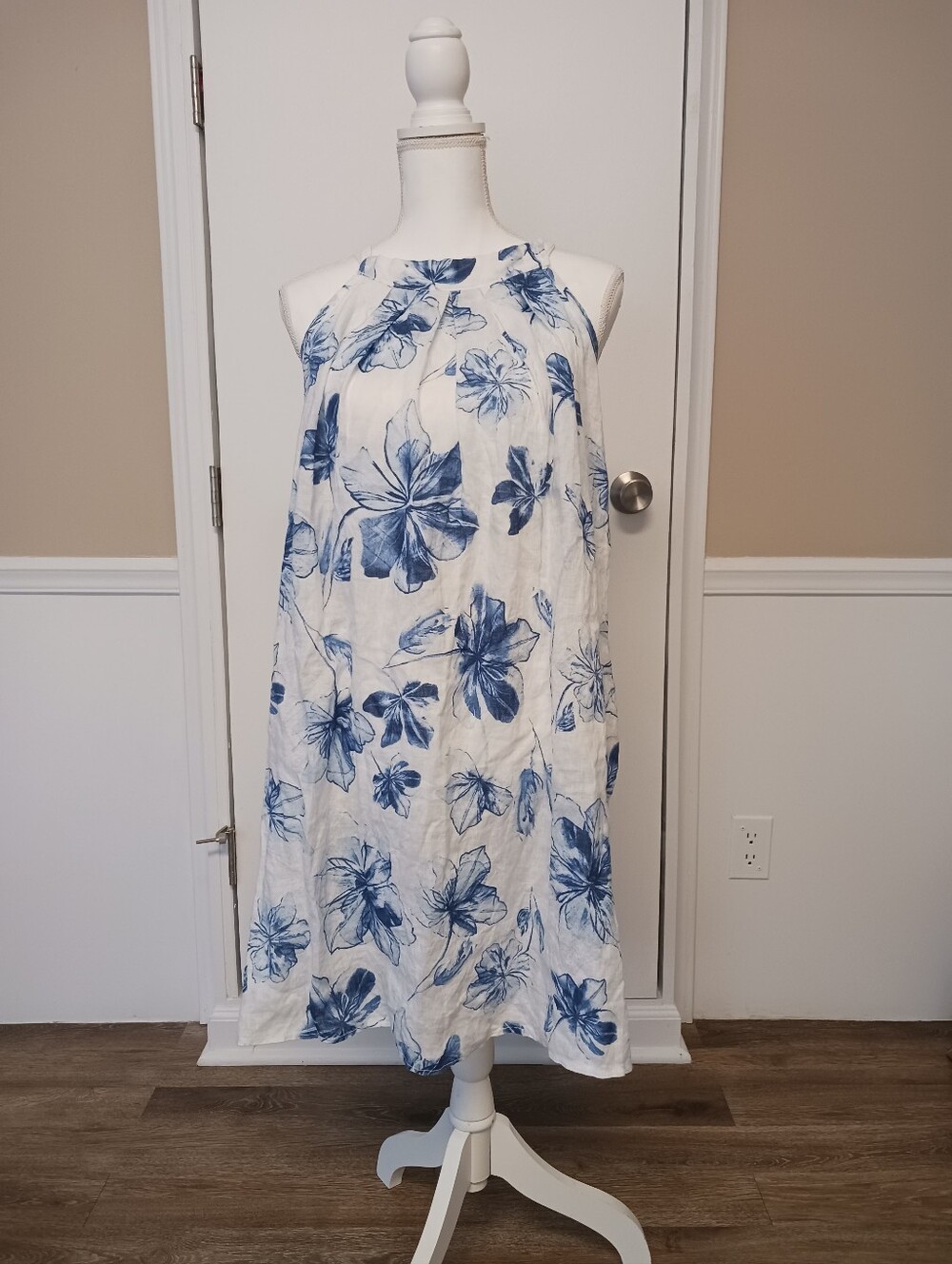Bellambra Women's Small Halter White Blue Floral Watercolor 100% Linen Dress XS